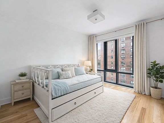 5th image of 253 E 62nd St APT 3