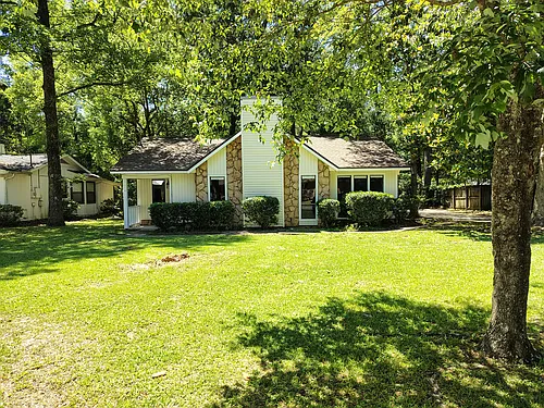 134 Cherryhill Dr Photo 1