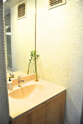 Rented by Luxe Group | media 35