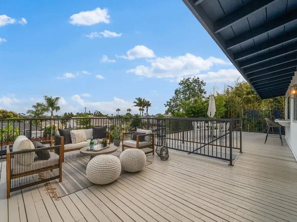 4933 Foothill Blvd, San Diego, CA 92109