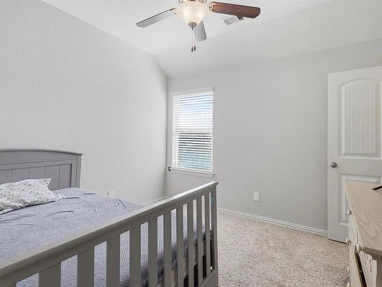 2244 Ivy Wall Dr — Photo 19
