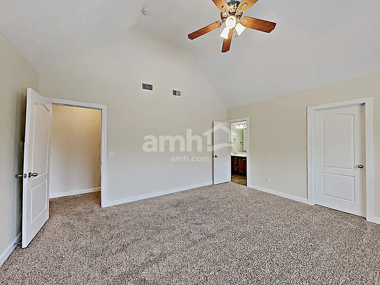 6943 Calderwood Dr — Photo 13