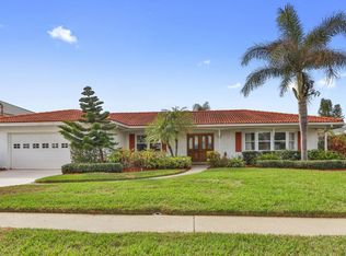 3946 Versailles Dr, Rocky Point, FL 33634