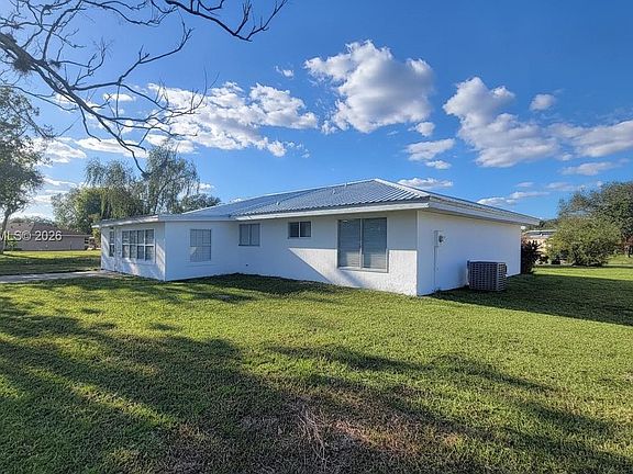 2nd image of 4008 Rye Ct