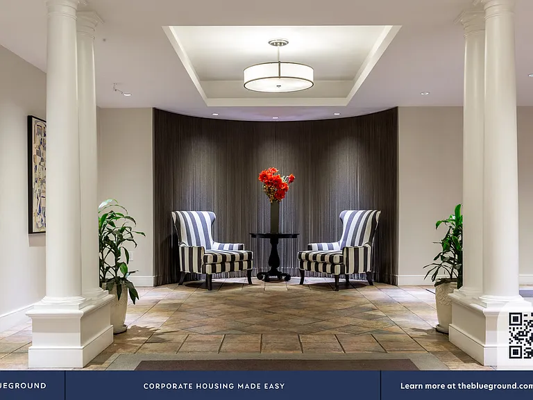 360 W 34th St #12W — Photo 15
