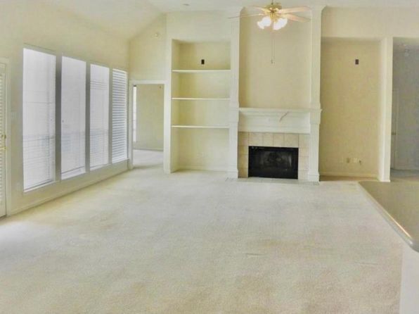 1801 Chester Dr