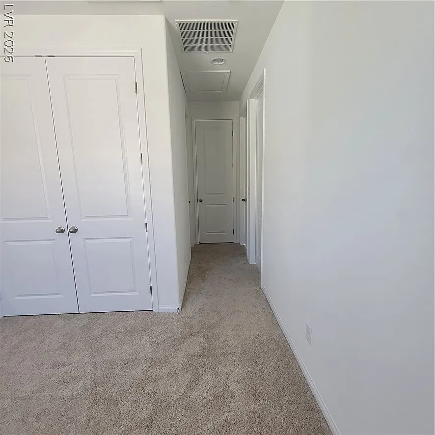 3 bed, 2.5 bath, 1592 sqft, $2,200 — Photo 4