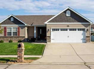 88 Brookshire Creek Dr, Wentzville, MO 63385