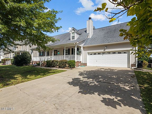 3rd image of 2536 Westminster Drive