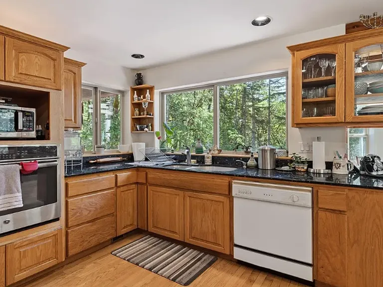25151 Pleasant View Dr — Photo 7
