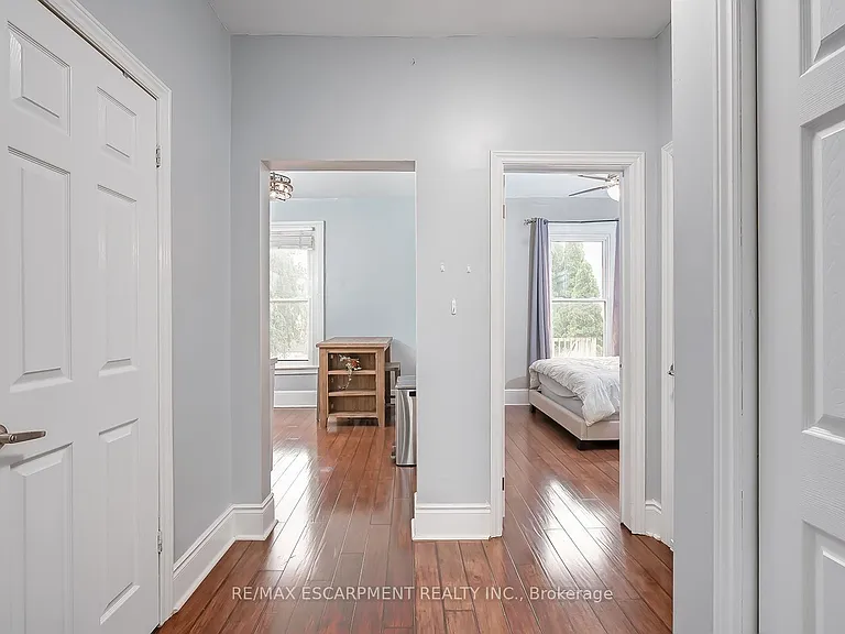 87 Colbourne St #2 — Photo 12