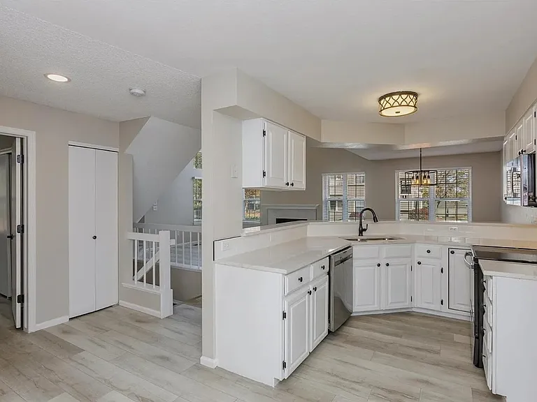 5760 W Atlantic Pl — Photo 11