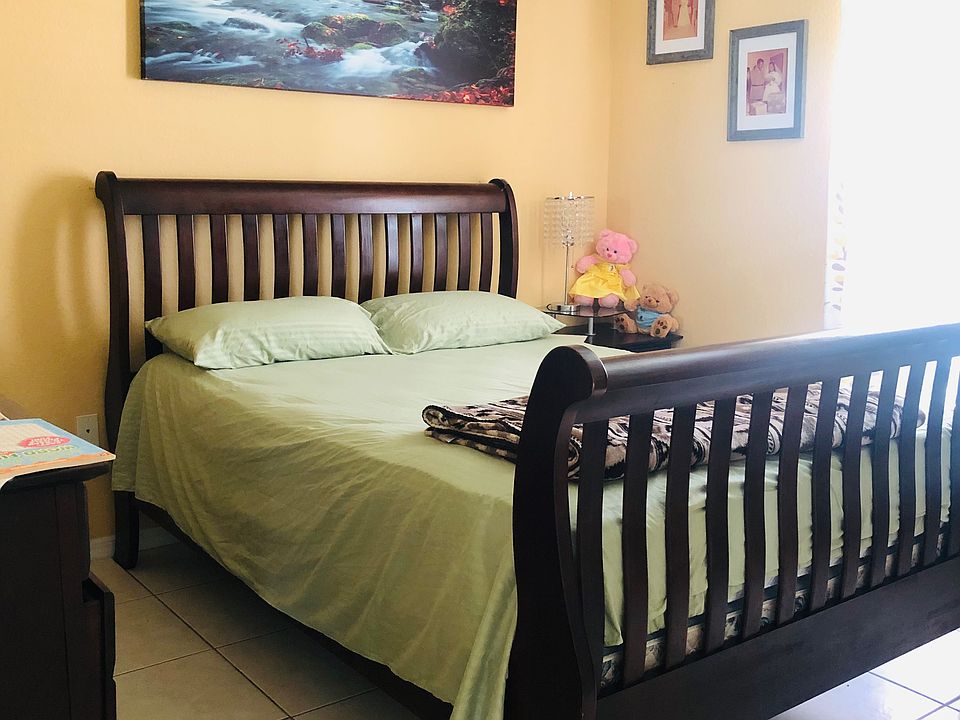 2nd image of 3224 Pebblebrooke Blvd