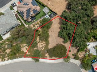936 N Staley Ln, Los Angeles, CA 90042