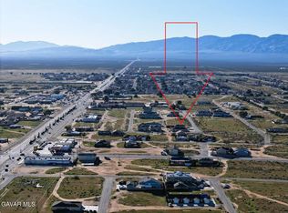 8418 Columbine Ave, California City, CA 93505