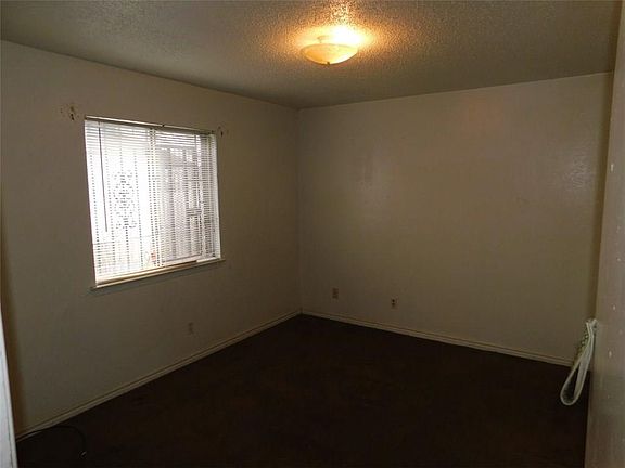 5th image of 3514 Pacesetter Dr