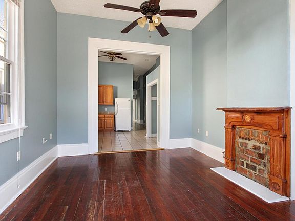 2nd image of 1527 Mandeville St