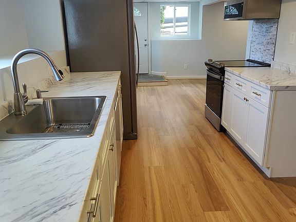 5th image of 52 Mapleville Main St #52