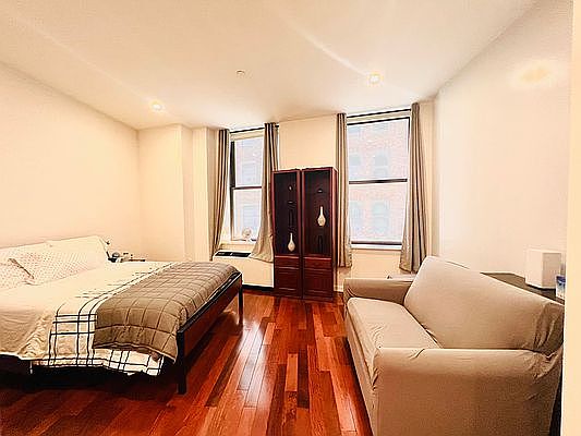 1st image of 82 Beaver St APT 607