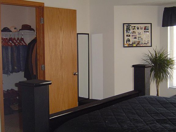 5th image of 7160 Colosseum Dr