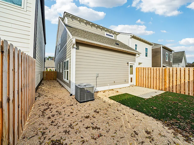 Turnberry Park Apartments and Homes — Photo 94