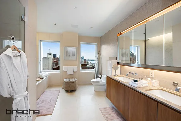 Sold by Keller Williams NYC | media 6