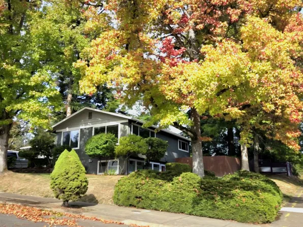 1930 NW 29th Pl, Corvallis, OR 97330