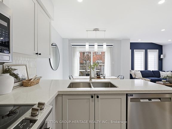 5th image of 76 Regency Cres