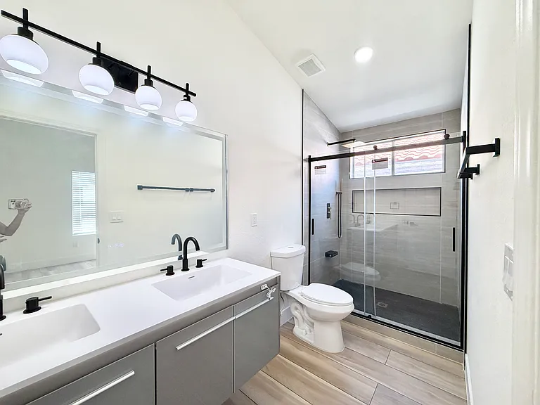 8221 Grassy Point Cir — Photo 19