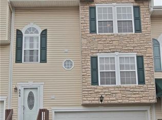 884 Talon Ct, Leechburg, PA 15656