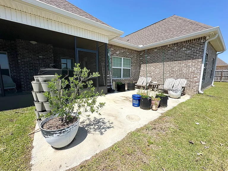410 Stonegate Trl — Photo 26