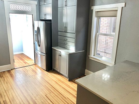 5th image of 517 N Marion St