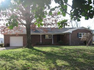 1028 Low Gap Rd, Sparta, TN 38583