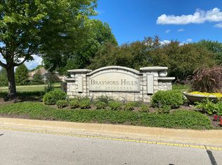 1355 Macalpin Dr, Inverness, IL 60010