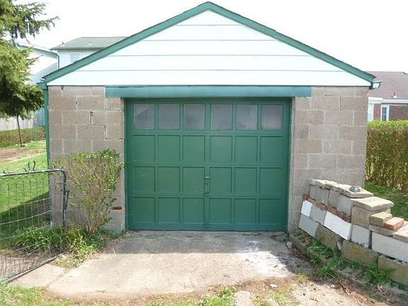 GARAGE