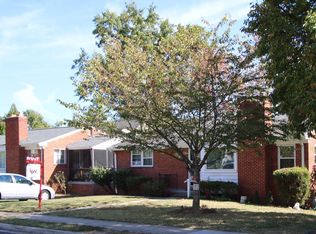 2621 N Sycamore St, Arlington, VA 22207