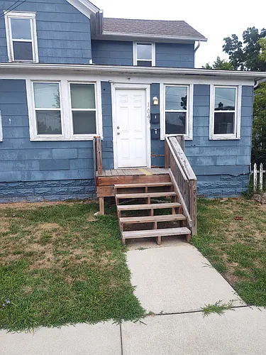 104 Lafayette St #B Photo 1
