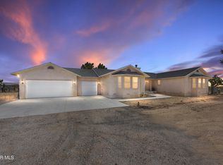 4961 Montiverde Rd, Mojave, CA 93501