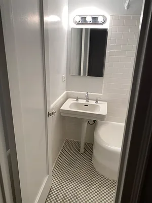 Rented by Douglas Elliman | media 7