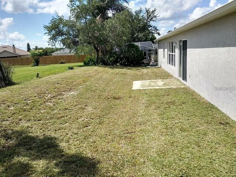 251 Heronwood Cir — Photo 11