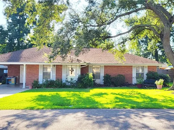 426 Pine St, Norco, LA 70079