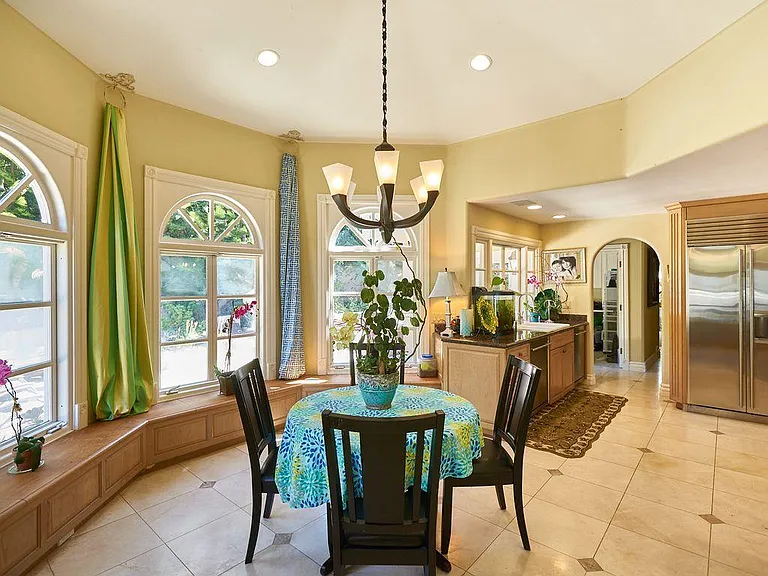 Breakfast dining area