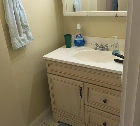 5th image of 607 W Belmont Ave APT 304