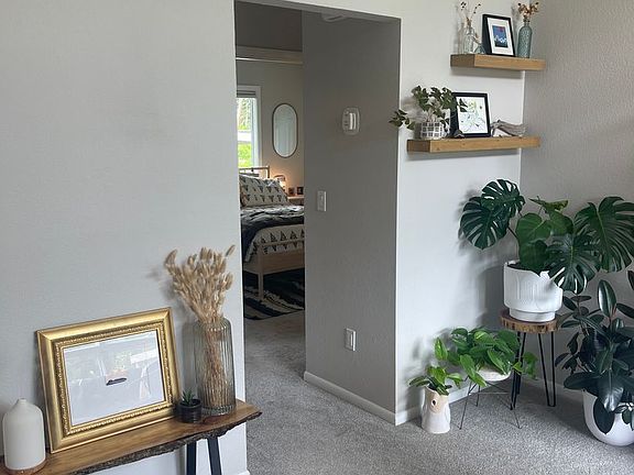 5th image of 9353 Blackberry St #29