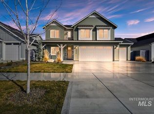 10378 Loneleaf Dr, Nampa, ID 83687