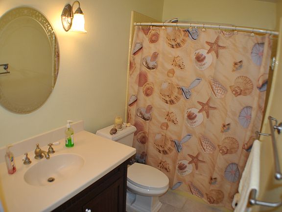 3rd image of 530 Brightwaters Dr