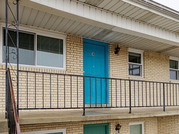 5th image of 209 N Woodland Dr #14