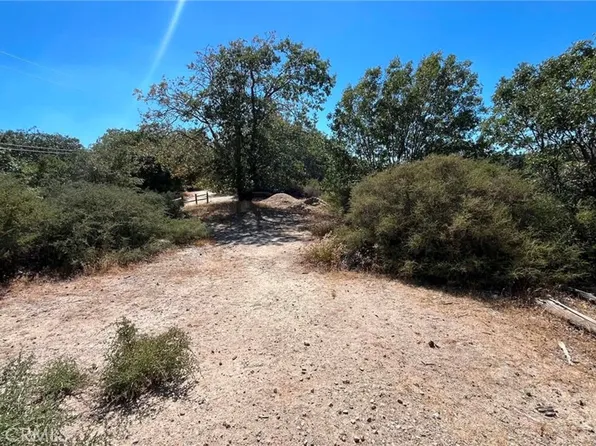 718 Cypress Rd #13, Cedar Glen, CA 92321