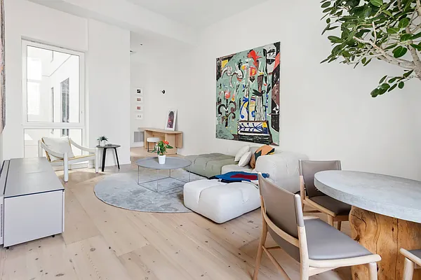 Rented by Artifact.co | media 2