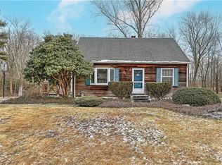 18 Cypress Dr, Swansea, MA 02777